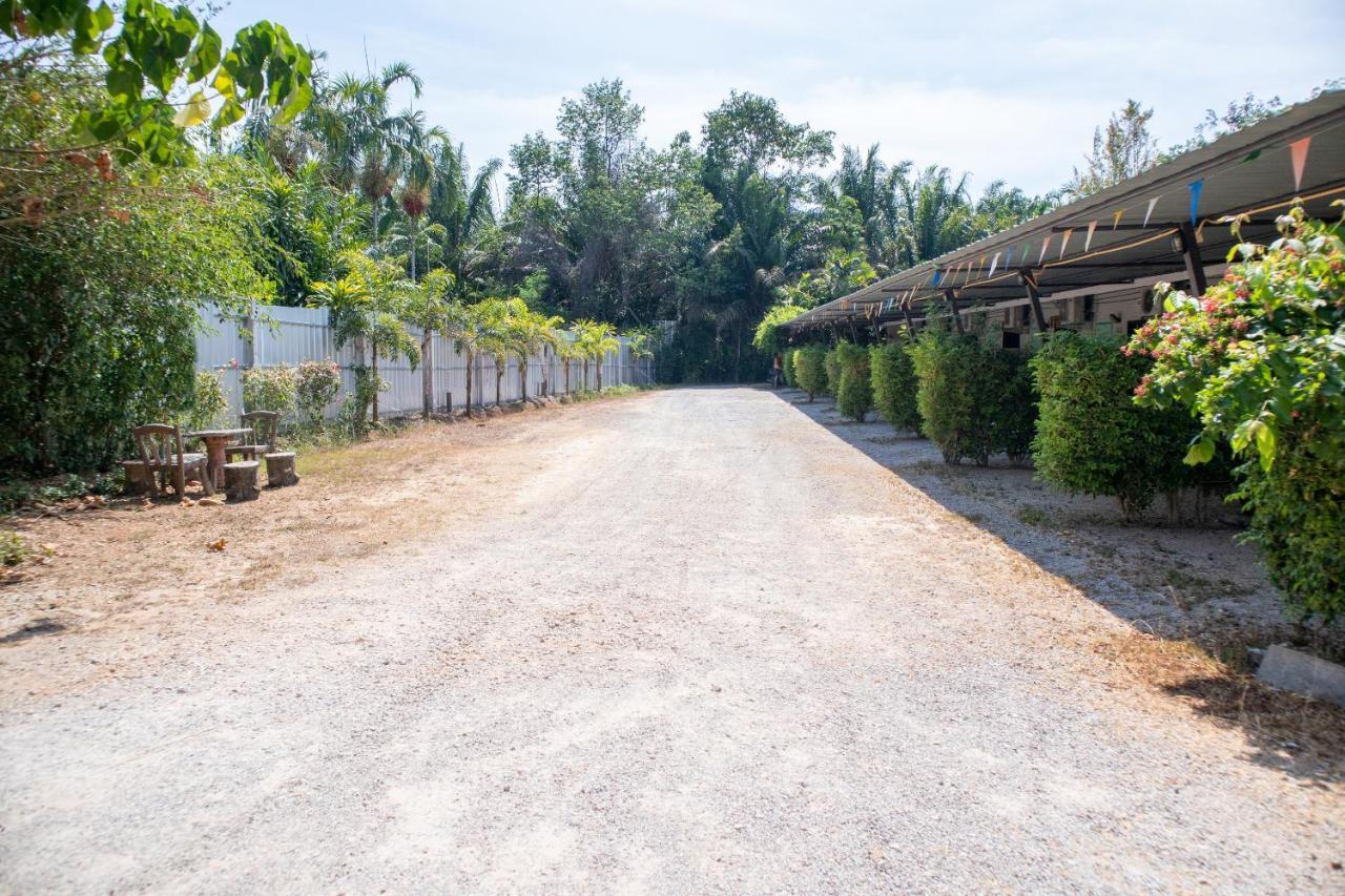 Oyo 627 赛泰式花园之家旅行酒店 Ao Nang 外观 照片