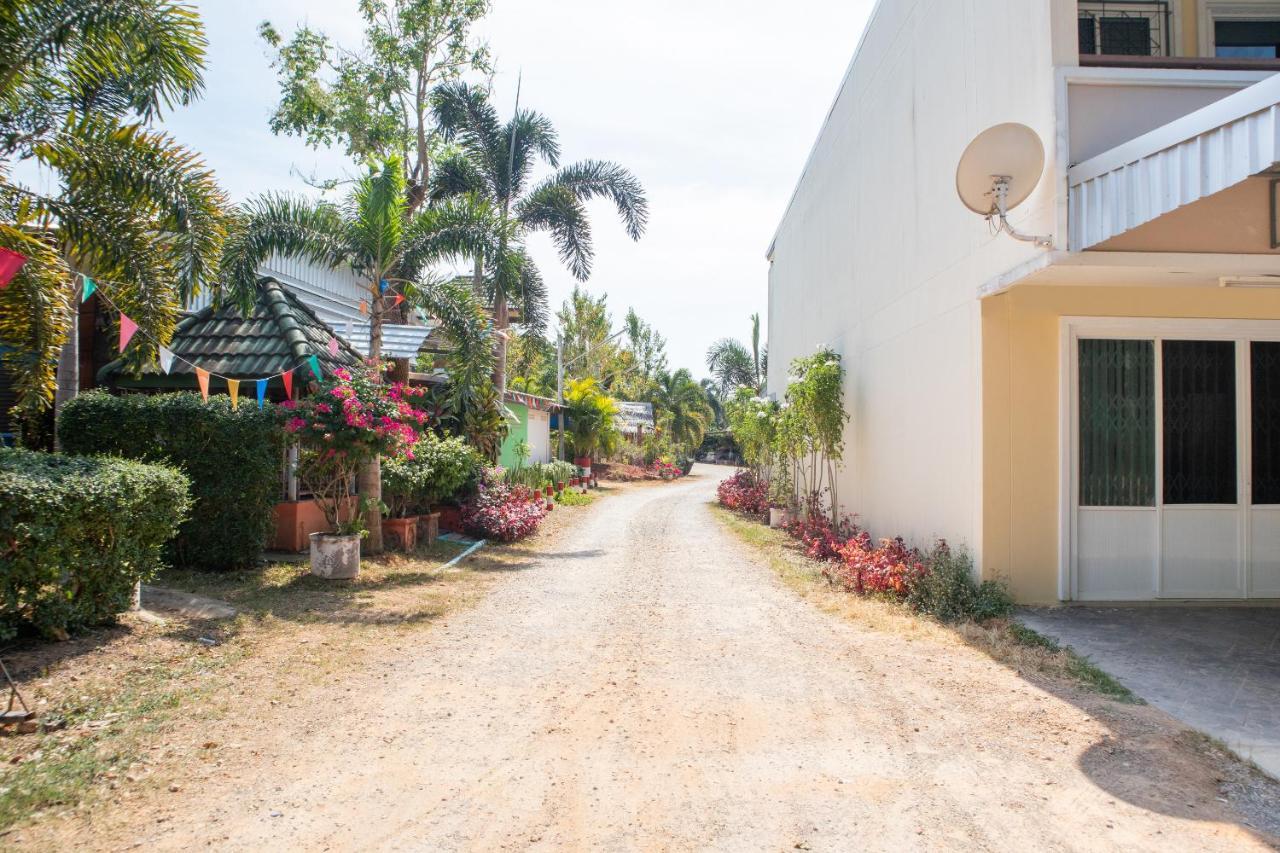 Oyo 627 赛泰式花园之家旅行酒店 Ao Nang 外观 照片